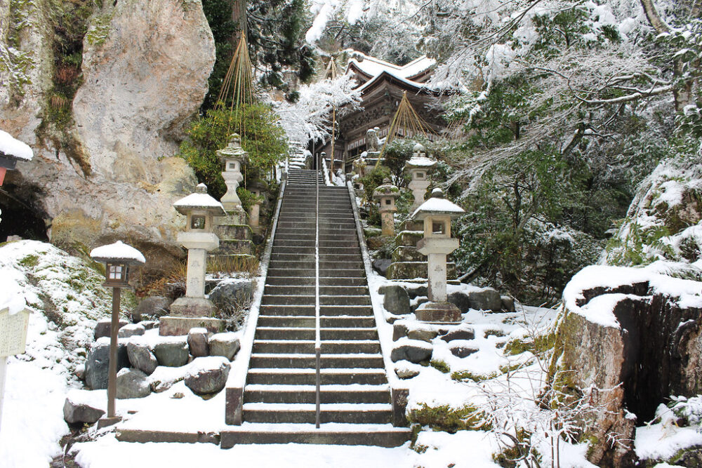 那谷寺